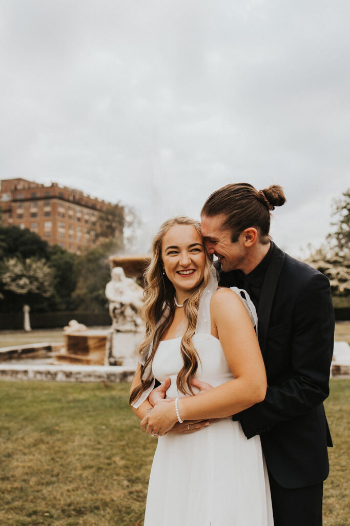 Cleveland Museum of Art photos of couple embracing and smiling